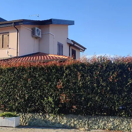 Aurora Villaggio Porto Ada A 2 Passi Dal Mare ピッツォ