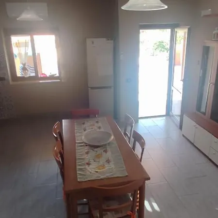 Aurora Villaggio Porto Ada A 2 Passi Dal Mare * ピッツォ