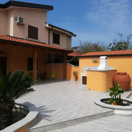 別荘 Aurora Villaggio Porto Ada A 2 Passi Dal Mare ピッツォ