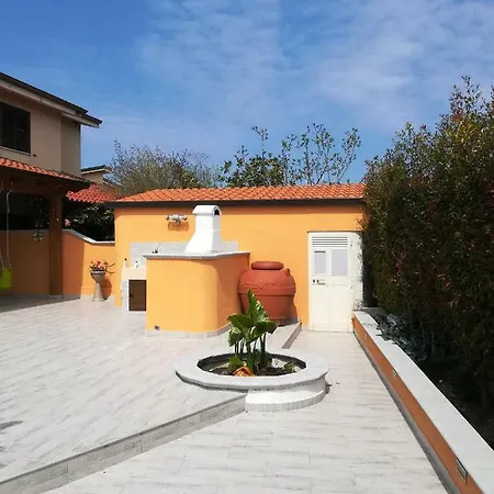 Aurora Villaggio Porto Ada A 2 Passi Dal Mare ピッツォ