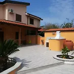Nyaraló Aurora Villaggio Porto Ada A 2 Passi Dal Mare Pizzo